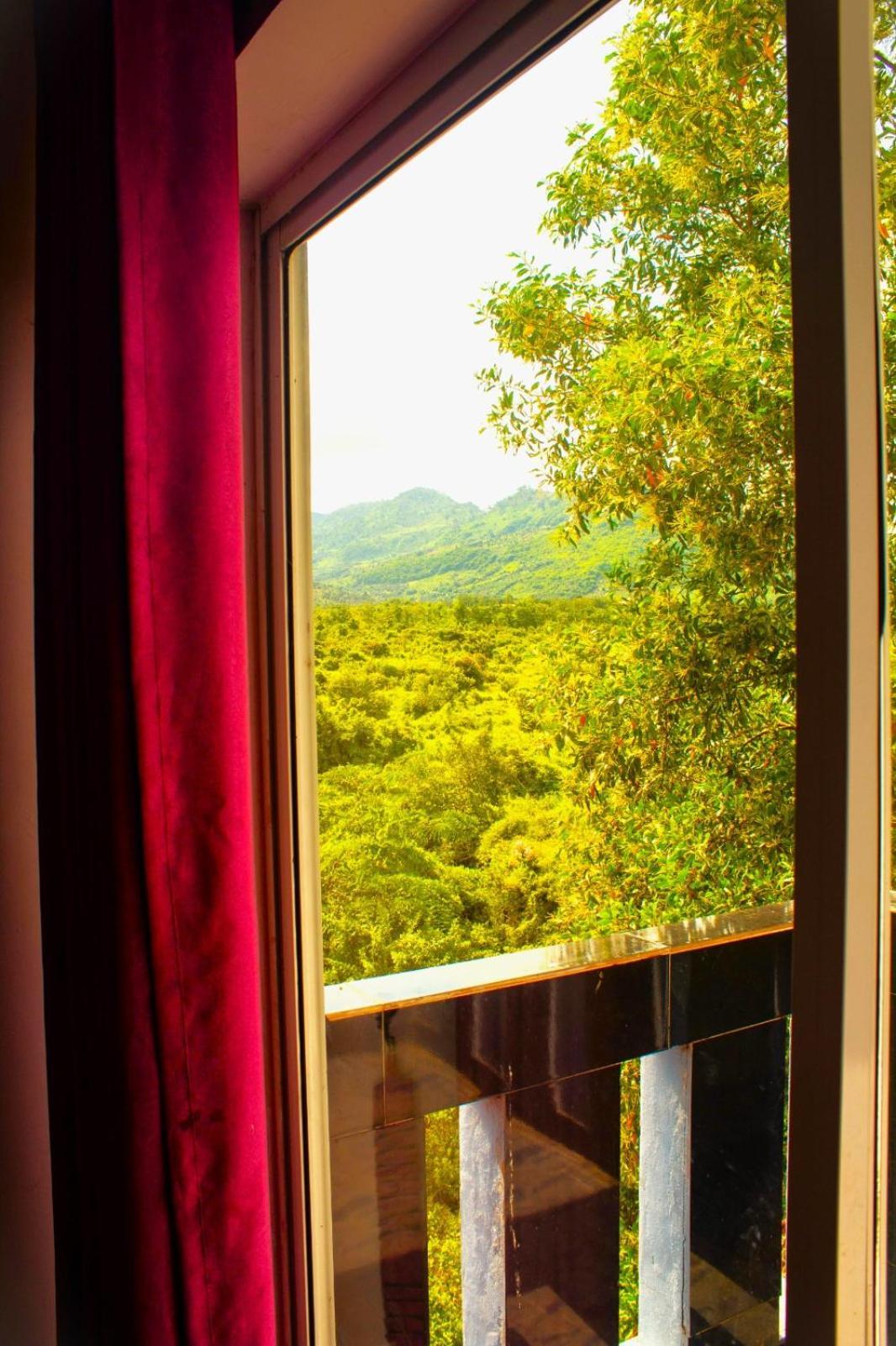 The Vibe Guesthouse 贡布 外观 照片